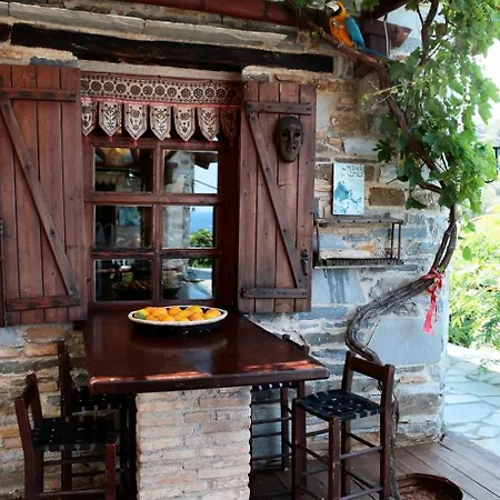 Holiday home By The Sea, Salt-water Pool, Near Athens Nea Styra